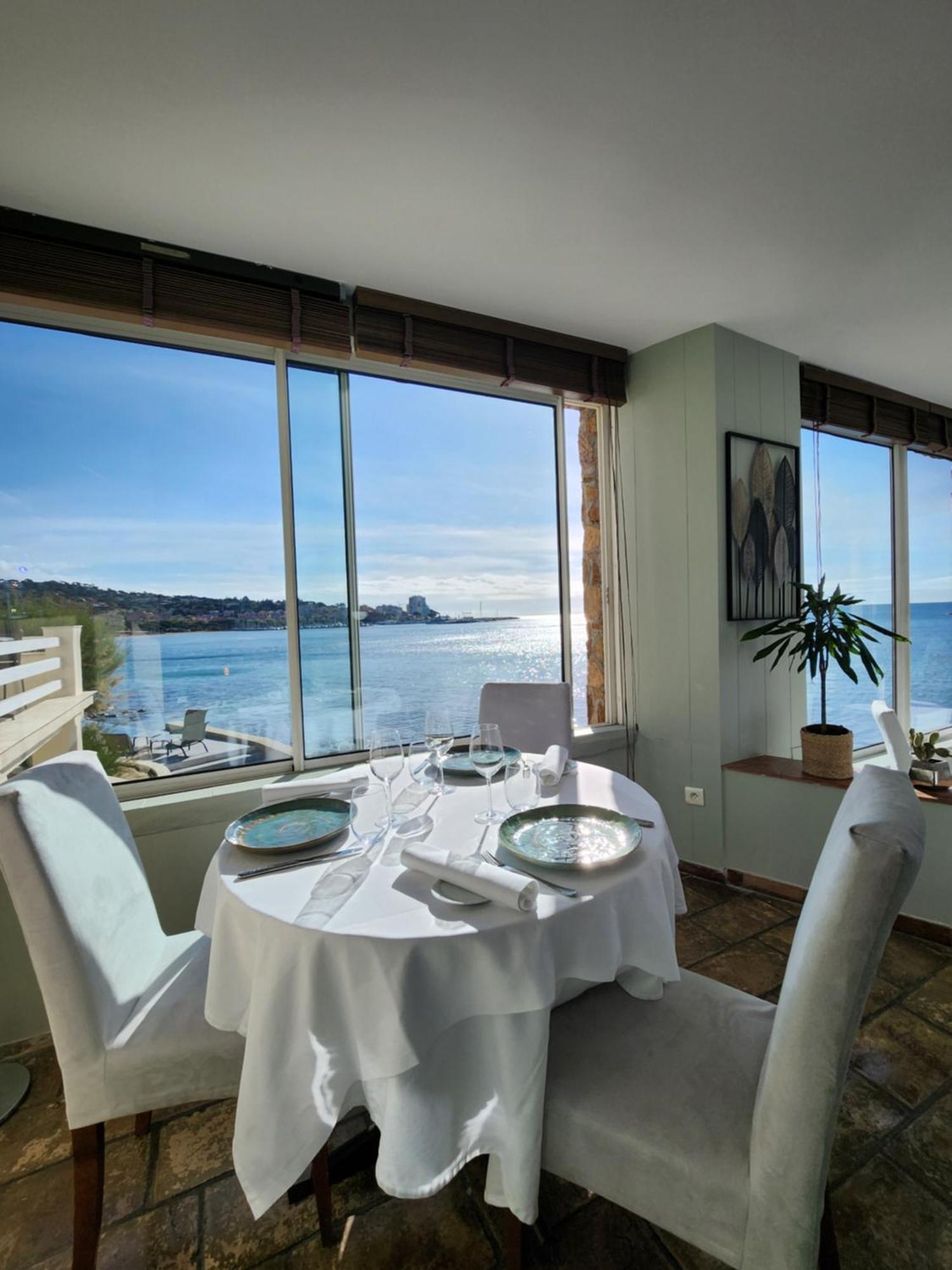 Hotel La Belle Aurore 4*