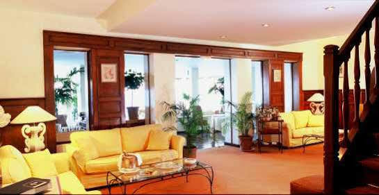 Hotel La Belle Aurore