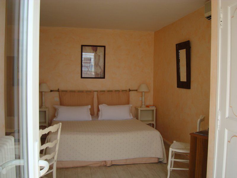 Hotel La Belle Aurore 4*